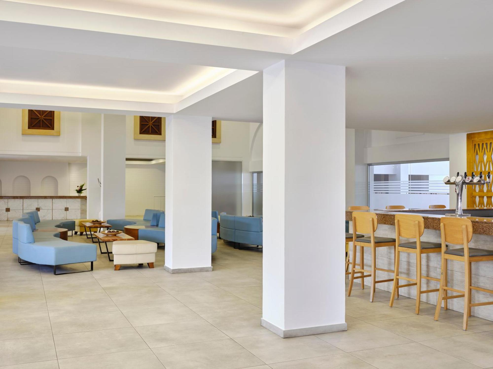 Atlantica Panthea Resort Ayía Nápa Extérieur photo